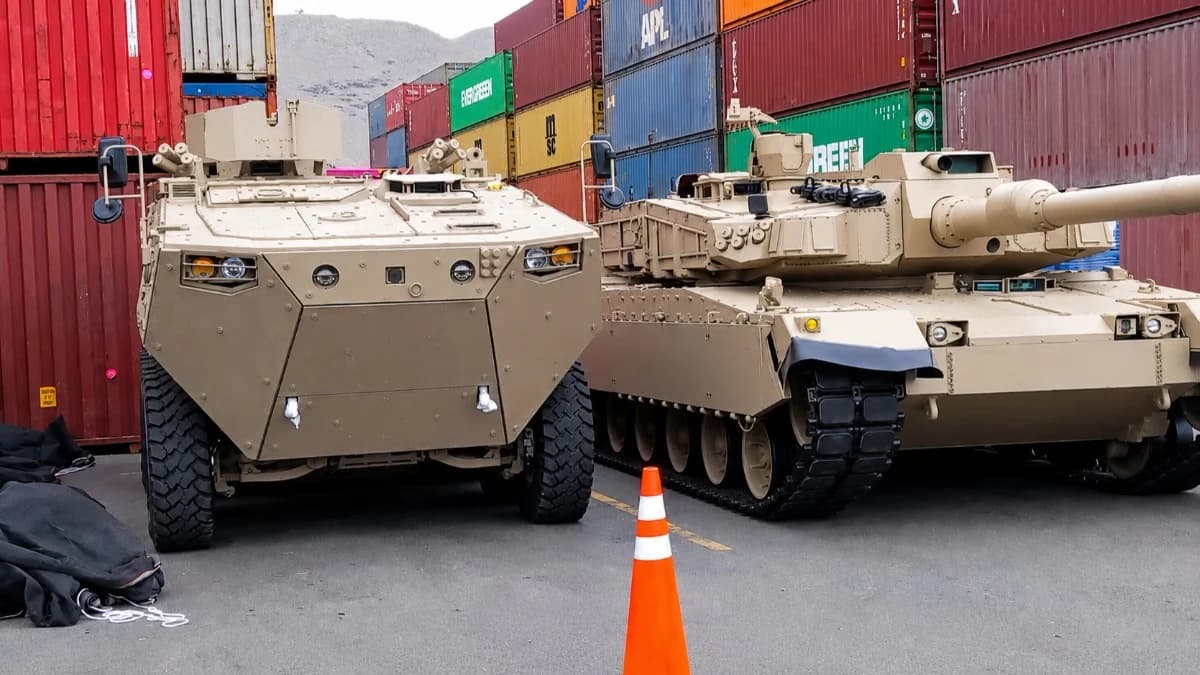 Peru'da Güney Kore Menşeli Savaş Araçları Görüldü