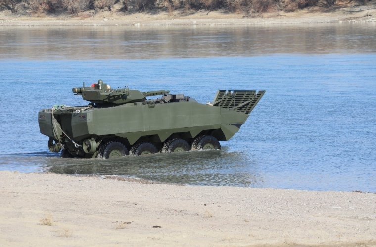Kazakistan’dan zırhlı araca dolanan mühimmat entegrasyonu