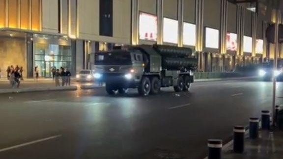 Azerbaycan, Çin’in HQ-9BE hava savunma sistemini envantere kattı