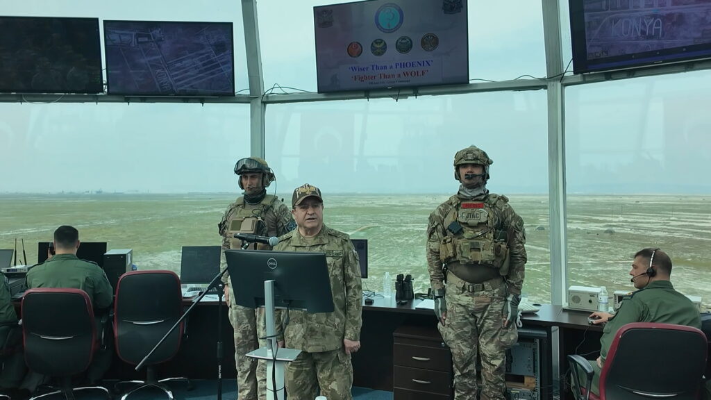 “Gök Vatan, Hava Kuvvetleri Komutanlığımızın Kudreti, Yüksek Teknoloji ve Nitelikli Personelimizin Kararlılığıyla Her An Korunmaktadır”