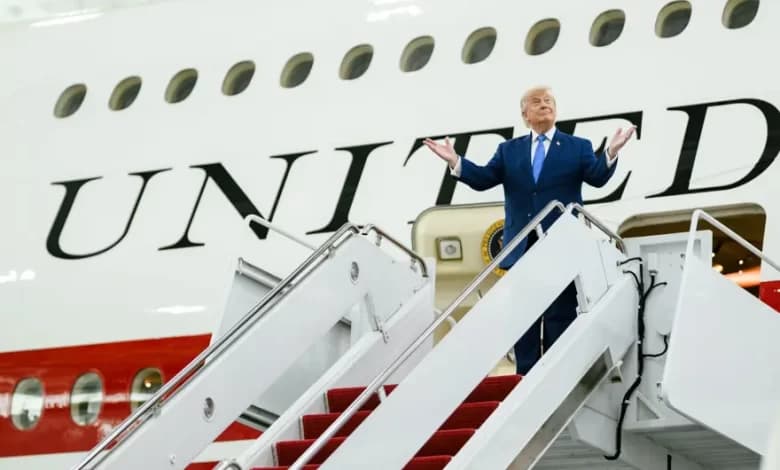 Trump Katar’ın hediye ettiği “Air Force One” uçağını teslim aldı