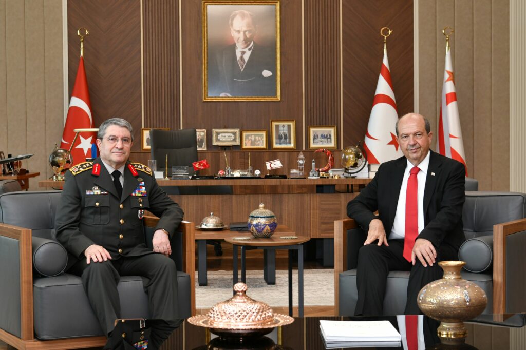 Genelkurmay Başkanı Orgeneral Selçuk Bayraktaroğlu, İlk Yurt Dışı Ziyaretini Kuzey Kıbrıs Türk Cumhuriyeti’ne Gerçekleştirdi