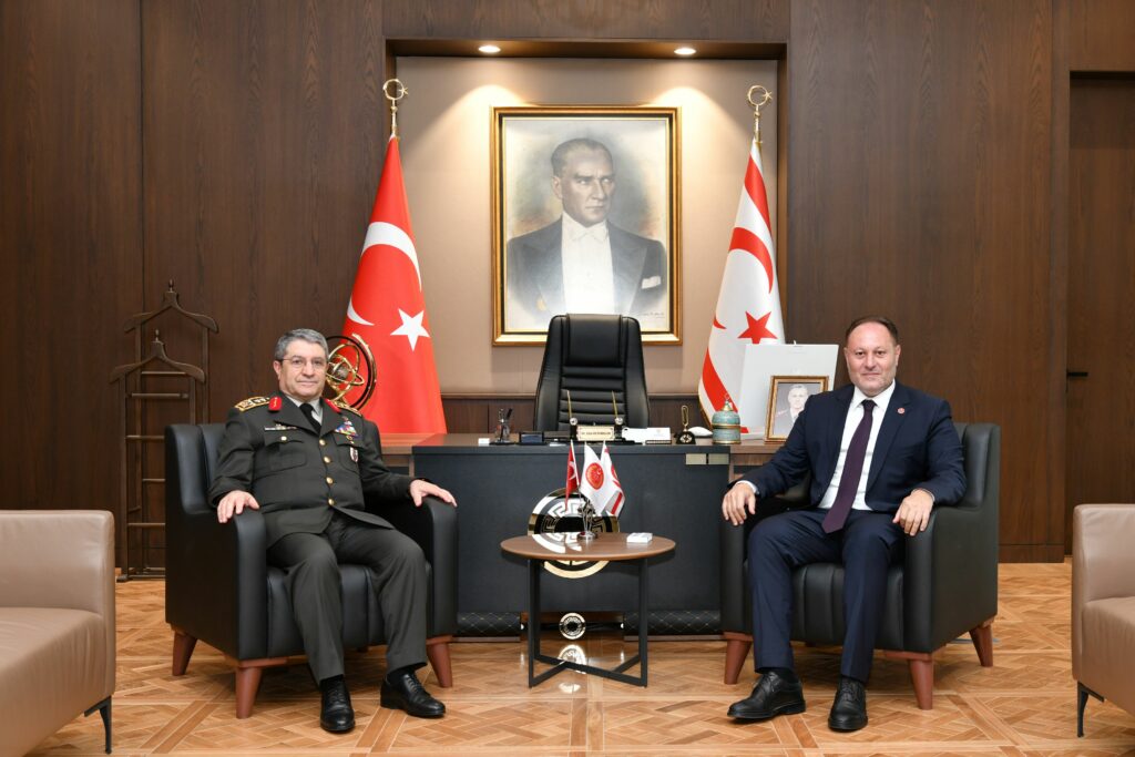 Genelkurmay Başkanı Orgeneral Selçuk Bayraktaroğlu, İlk Yurt Dışı Ziyaretini Kuzey Kıbrıs Türk Cumhuriyeti’ne Gerçekleştirdi