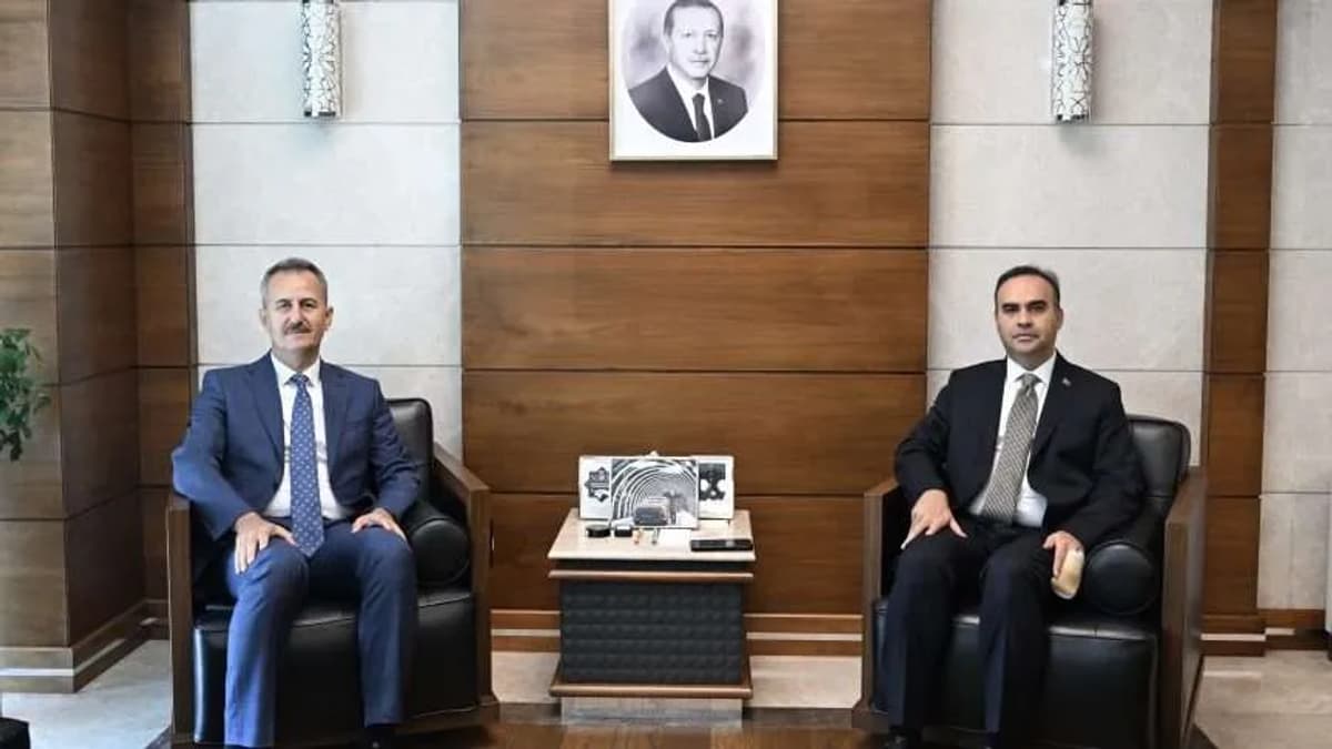 Savunma Sanayi Başkanı Görgün, Bakan Kacır ile Görüştü