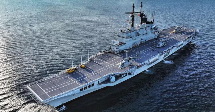 İtalya Endonezya’ya uçak gemisi devrini onayladı