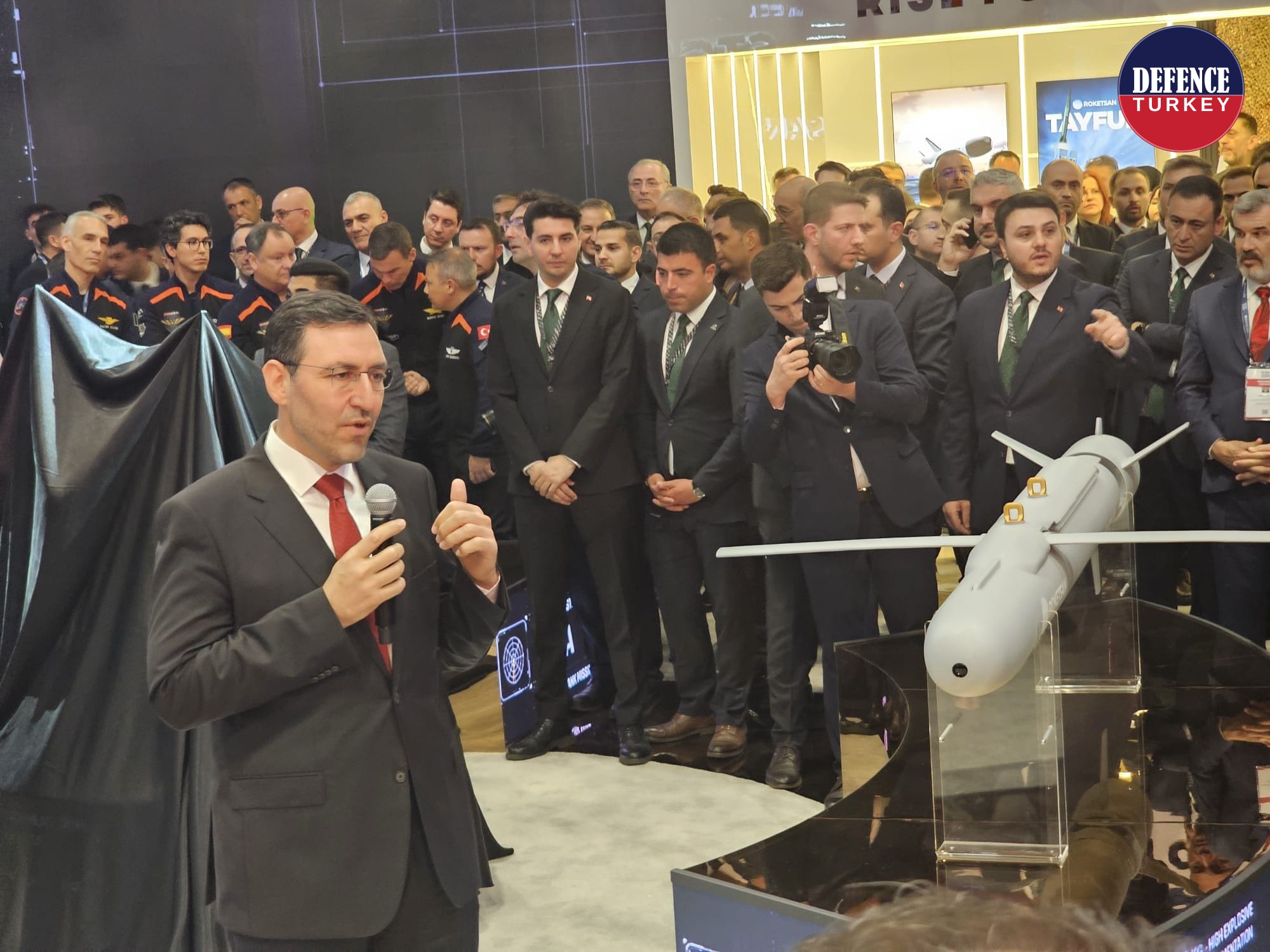 ROKETSAN Stands Out with Four New Munitions & Missiles at SAHA 2026