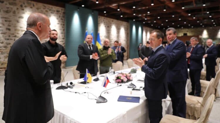 Putin’den Ukrayna ile barış görüşmeleri için İstanbul mesajı