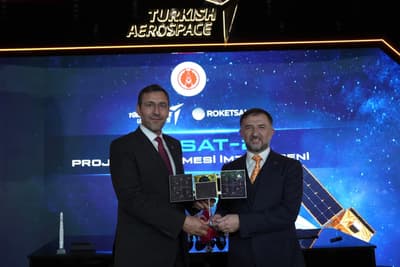 HÜRSAT-2 proje sözleşmesi Antalya'da imzalandı: 2027 ortasında ilk fırlatma planlanıyor