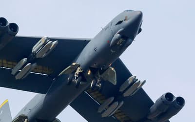 ABD, B-52H'leri Uzun Menzilli Deniz Vuruş Füzesi (LRASM) ile Donatıyor