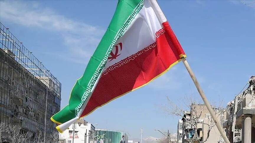 İran’da “savunma sanayisine ilişkin bilgileri düşmanlara ilettiği” iddiasıyla bir kişi tutuklandı