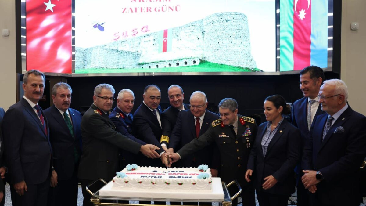“Türk ve Azerbaycan Silahlı Kuvvetleri Kader Birliği Yapmış İki Ordudur. Türkiye’nin Gücü Azerbaycan’ın, Azerbaycan’ın Gücü Türkiye’nindir”