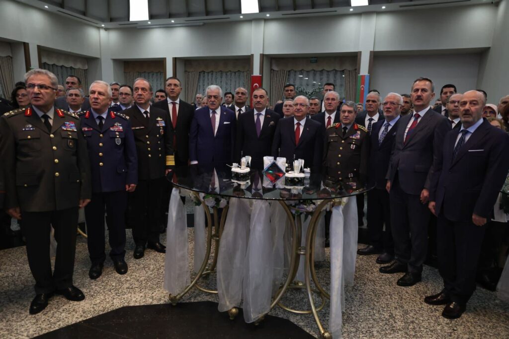“Türk ve Azerbaycan Silahlı Kuvvetleri Kader Birliği Yapmış İki Ordudur. Türkiye’nin Gücü Azerbaycan’ın, Azerbaycan’ın Gücü Türkiye’nindir”