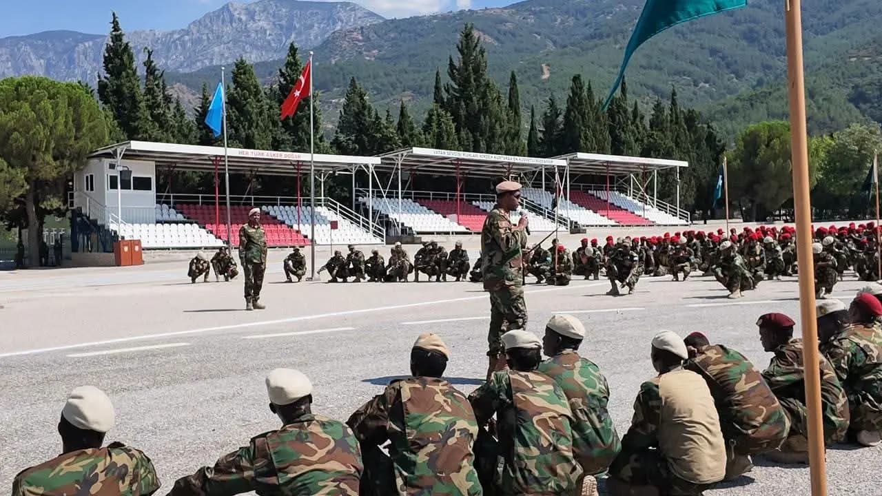 Somali Komandoları Manisa'da Mezun Oldu