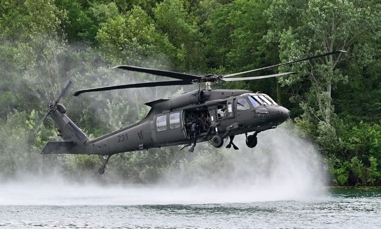 UH-60L Black Hawk