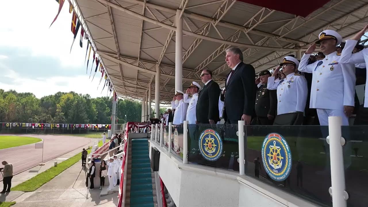 Kökü gelenekte, özü cesarette! 