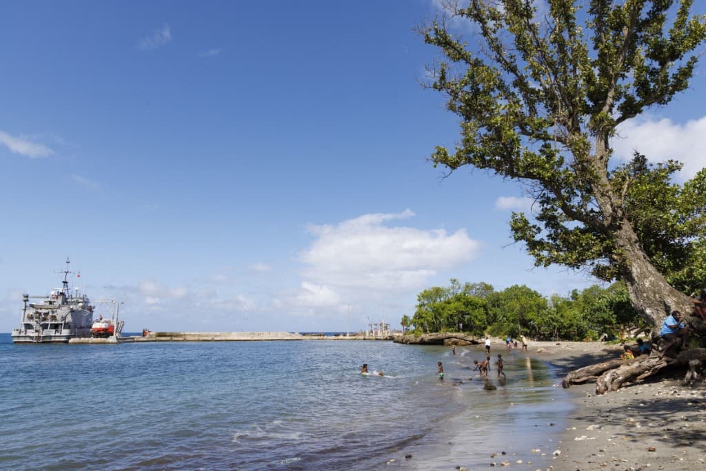 Avustralya ve Vanuatu, Pasifik Adasında Yabancı Askeri Üs Kurulmasını Yasaklayan Anlaşma İmzaladı