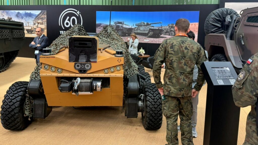 OTOKAR, BSDA 2026’da Romanya’da Yerli Olarak Üretilen İlk COBRA II’yi ve Romanya için Geliştirilen 6×6 İnsansız Kara Aracını Sergiliyor
