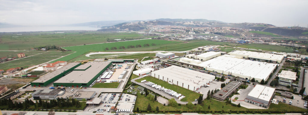 OTOKAR, BSDA 2026’da Romanya’da Yerli Olarak Üretilen İlk COBRA II’yi ve Romanya için Geliştirilen 6×6 İnsansız Kara Aracını Sergiliyor