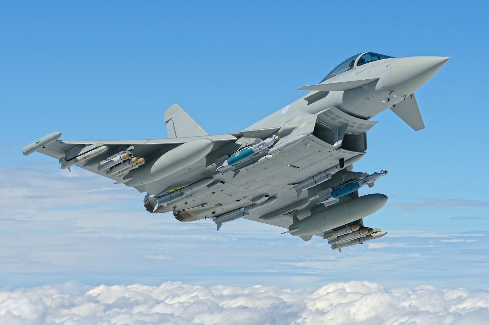 Türkiye, İngiltere ile Eurofighter Typhoon Savaş Uçağı Alımı İçin Tarihi Anlaşma İmzaladı