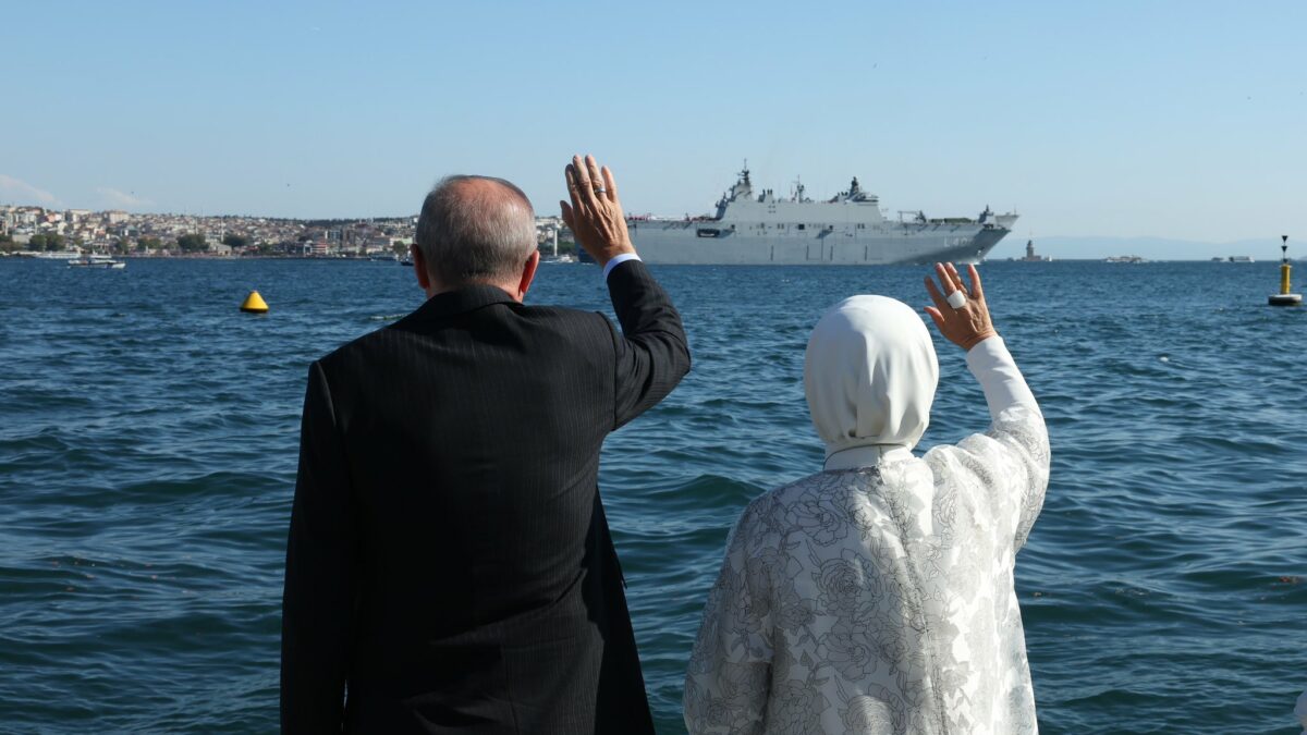 Ağustos Ayının Sonunda Yapılacak TEKNOFEST Mavi Vatan Kapsamında Deniz Kuvvetleri Unsurları Boğaz Geçişi Yaptı
