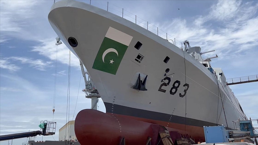 AKHİSAR Romanya’ya, TCG KOÇHİSAR Deniz Kuvvetleri’ne teslim ediliyor
