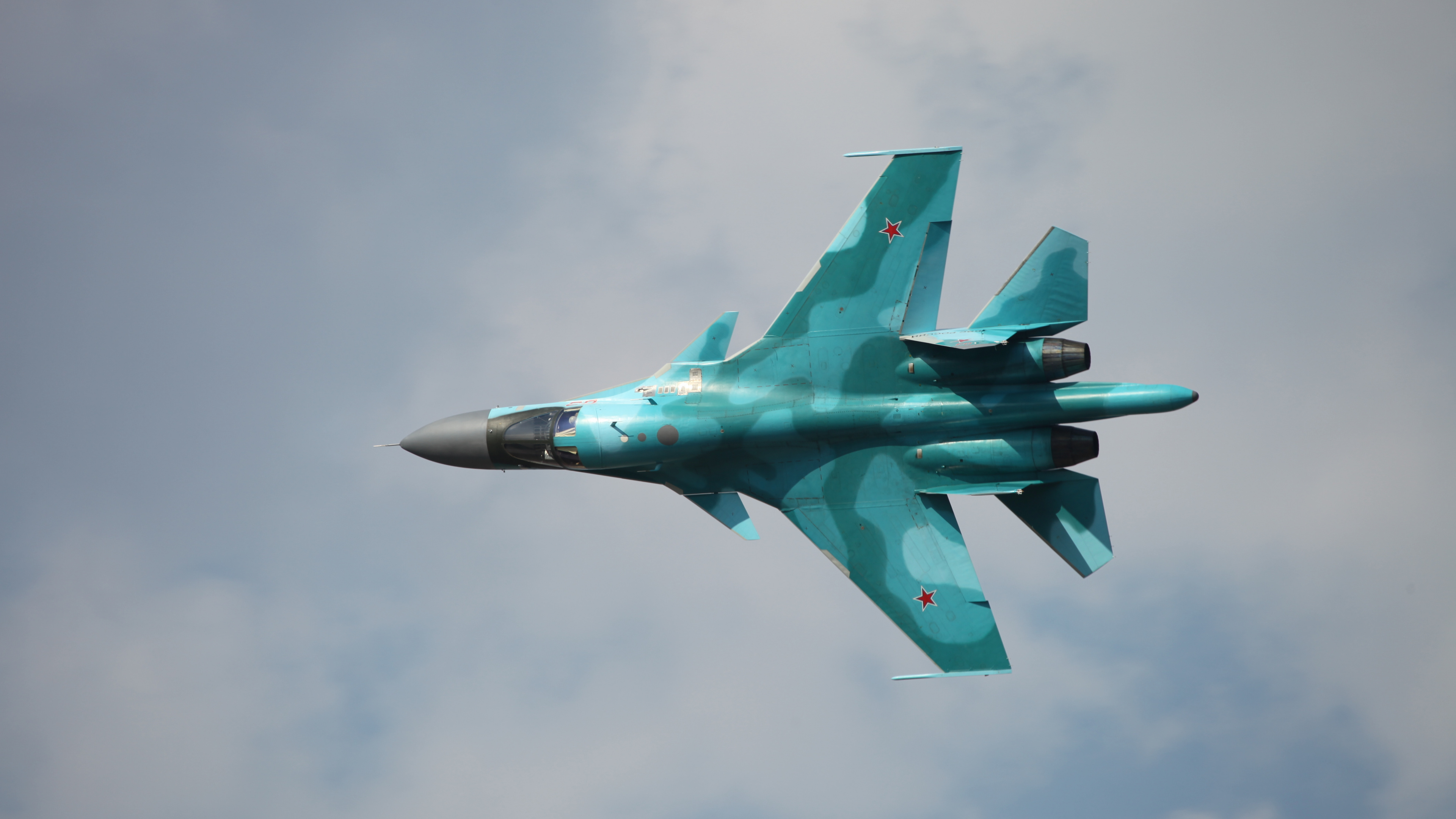 Rusya Hava Kuvvetleri’ne yeni Su-34 teslimatı