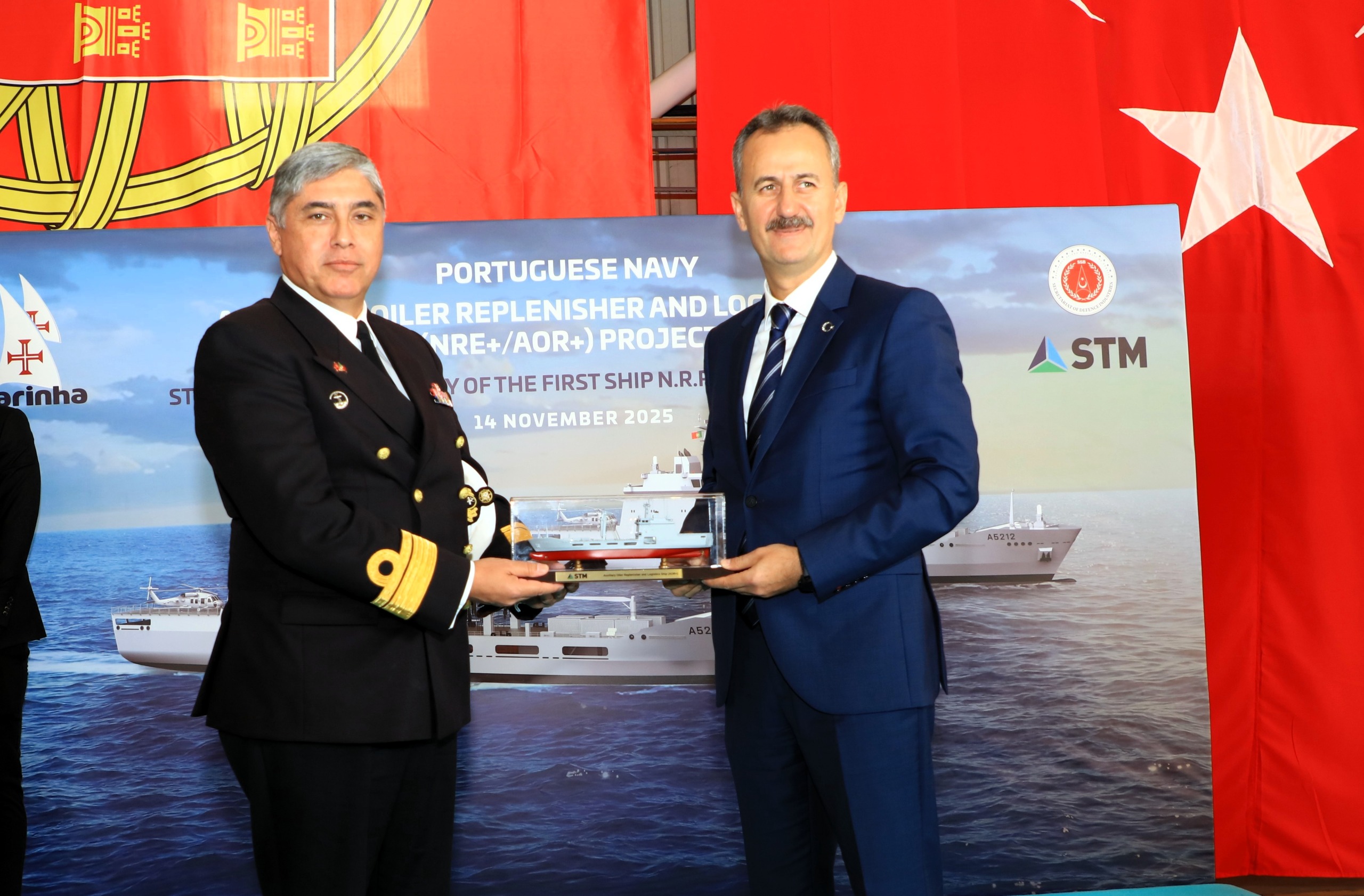 Portekiz’e ihraç edilecek gemilerin sac kesimi yapıldı