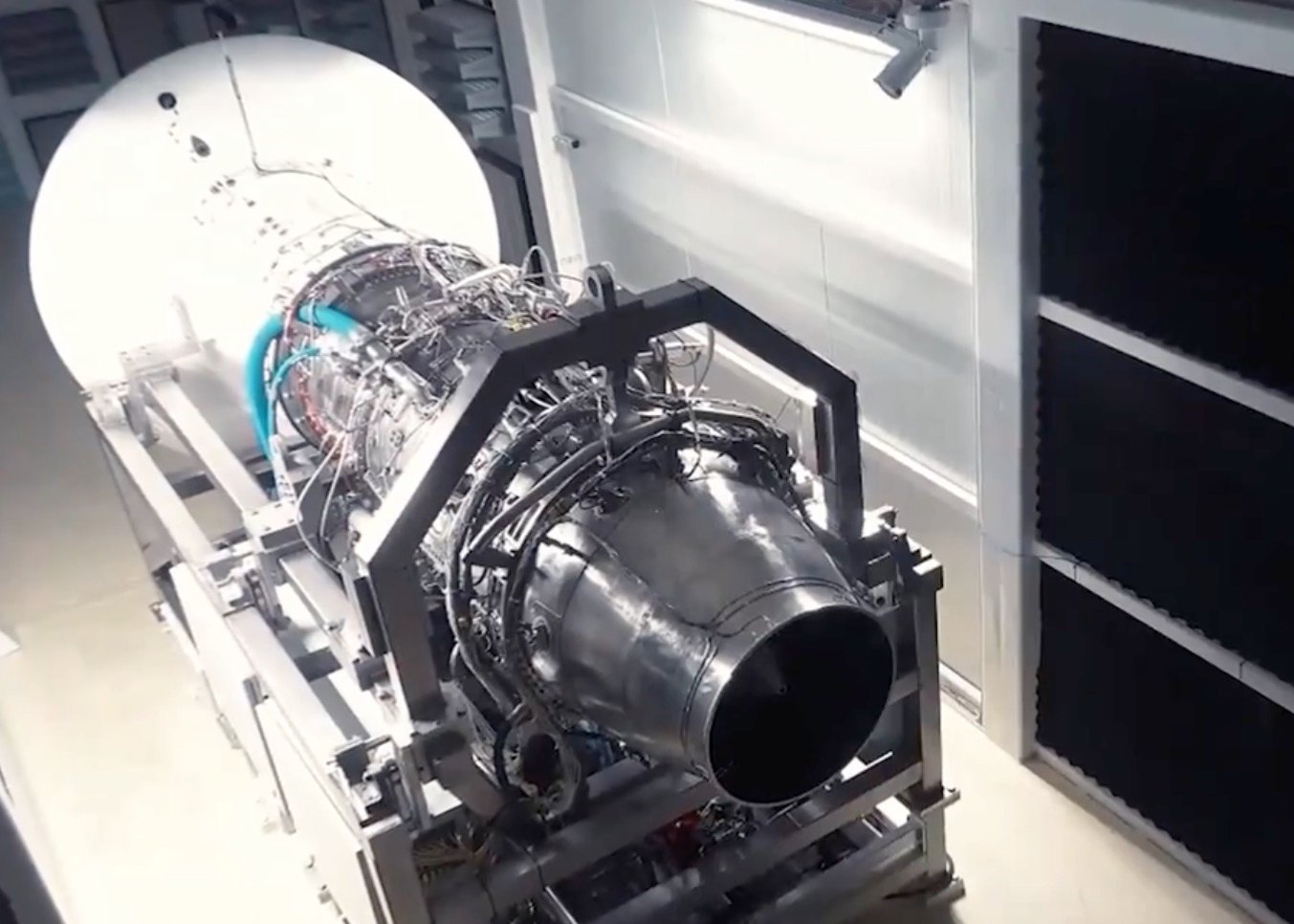 Karada, havada, denizde yerli askeri motor dönemi