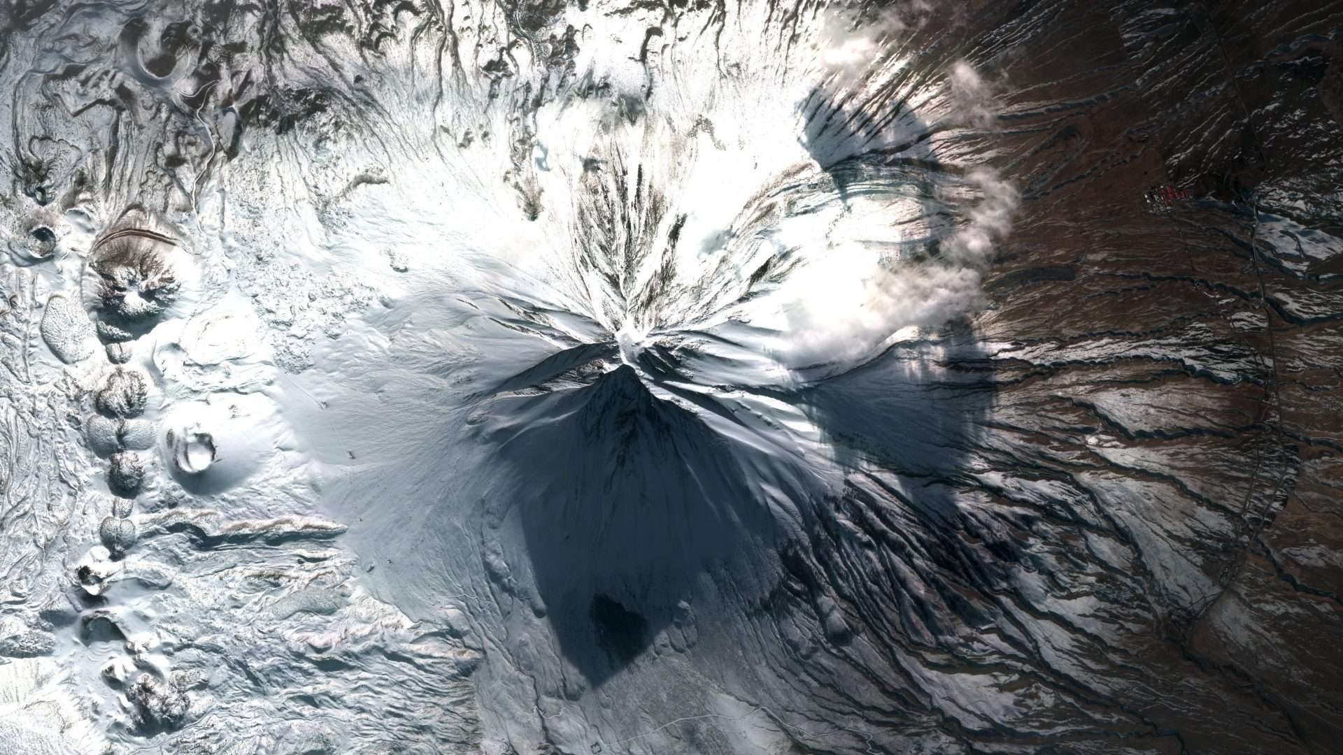 MSB, Ağrı Dağı’nın Göktürk-2B uydusuyla çekilen fotoğrafını paylaştı