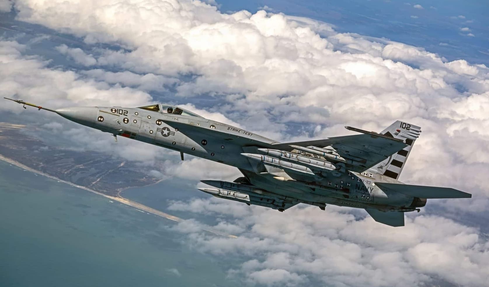 ABD Deniz Kuvvetleri AIM-424 Uzun Menzilli Hava-Hava