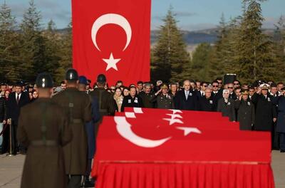 İçinde Bulundukları Uçağın Düşmesi Sonucu Şehit Olan