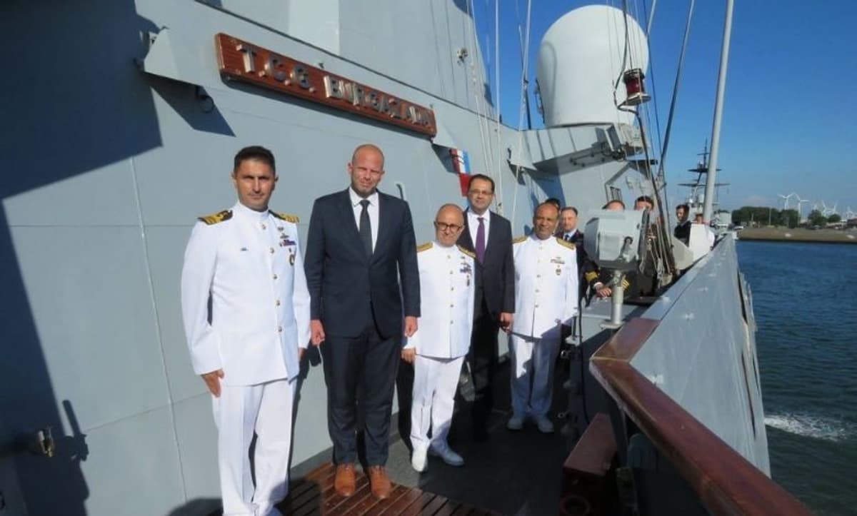 Belçika’da Fırkateyn Çıkmazı: Çözüm Türkiye mi?