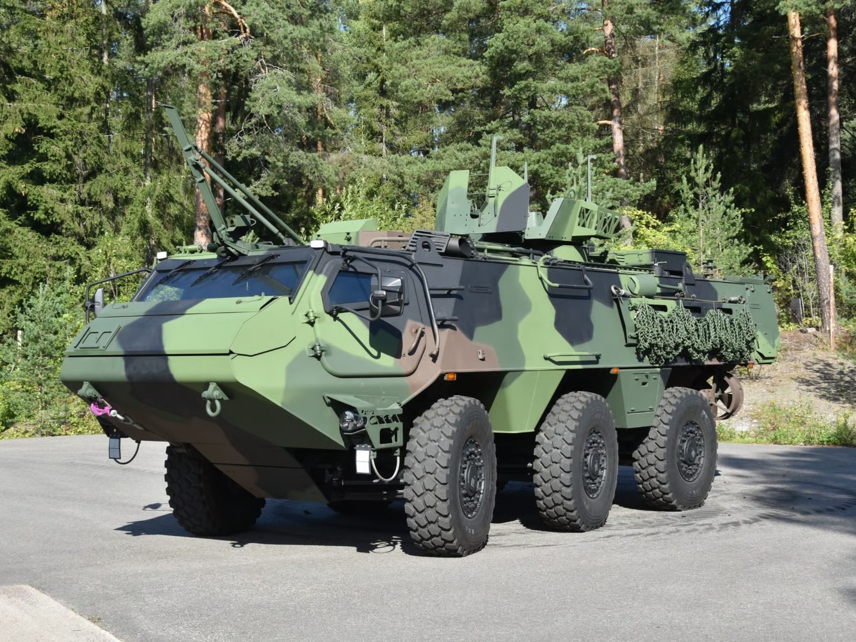 Patria 6x6 üretiminde dev kapasite artışı: Yılda yüzlerce araç üretilecek