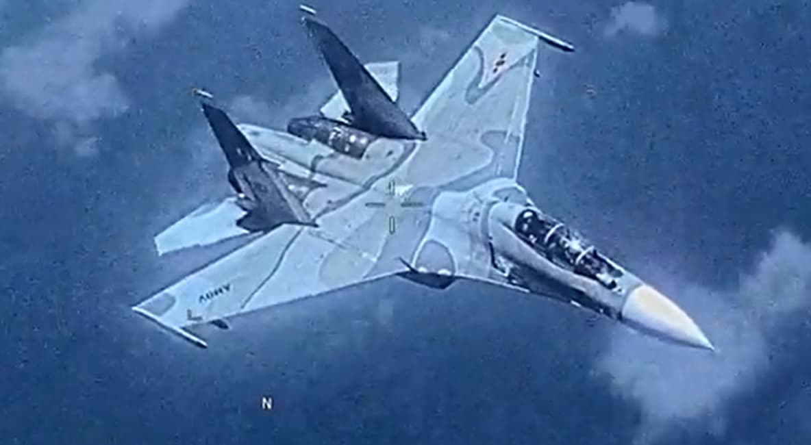 Rusya’ya sabotaj: Su-27 ve Su-30 savaş uçakları imha edildi