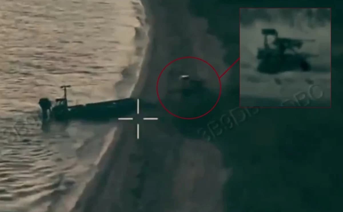Ukrayna, denizden dünyanın ilk robot saldırısını başlattı