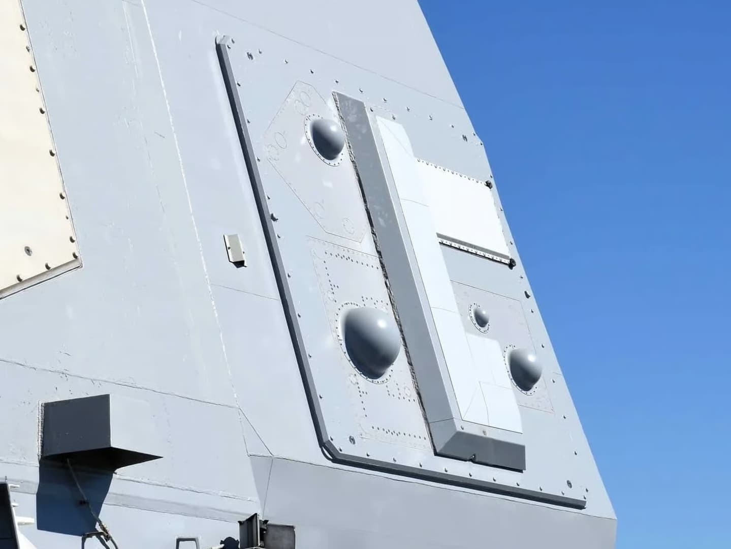 ABD, SEWIP Blok 3 elektronik harp sistemi için 312 milyon dolarlık ek sipariş verdi