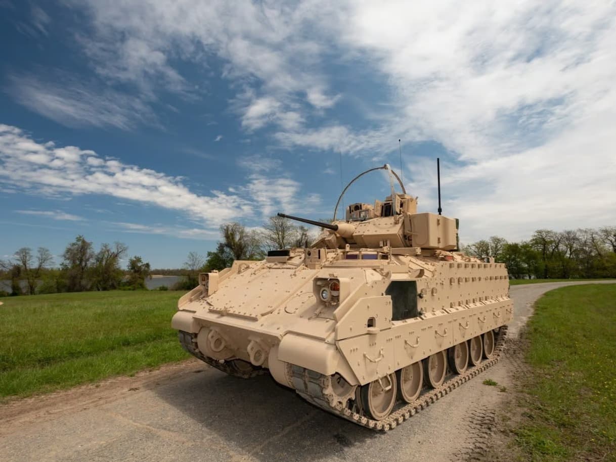 ABD Ordusu Bradley Zırhlılarına 55,7 Milyon Dolarlık Modernizasyon Sözleşmesi İmzaladı