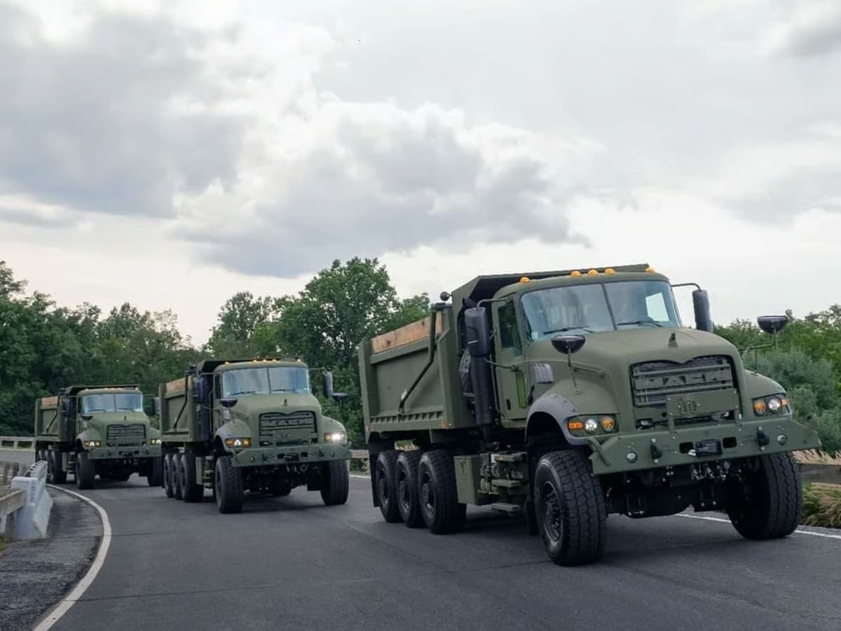ABD Ordusu, Ulusal Muhafızlar için 115 adet M917A3 ağır damperli kamyon siparişi verdi