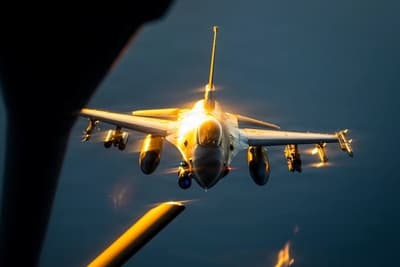 Lockheed Martin, F-16 Block 70/72'nin gelişmiş AESA radarı ve geniş silah entegrasyonuyla savaş görevlerine hazır olduğunu açıkladı