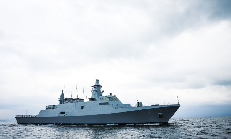 ASFAT’tan Çifte Teslimat: TCG KOÇHİSAR ve Contraamiral Roman Hizmete Girdi
