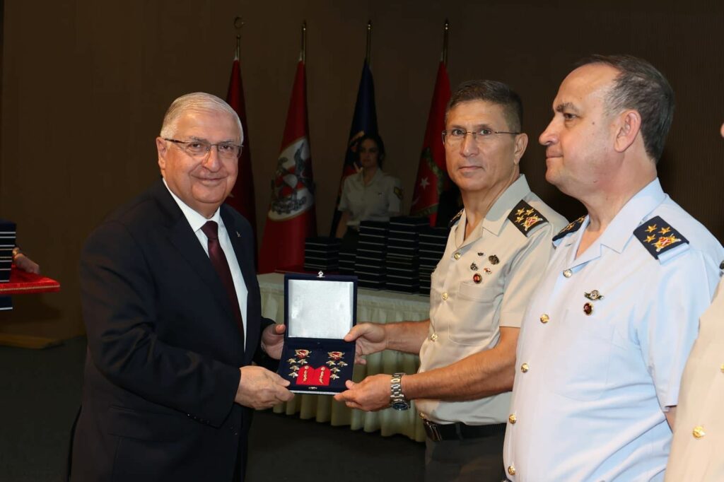 “Sizlere Tevdi Edilen Her Yeni Görev, Türk Milletinin Sizlere Duyduğu Güvenin de Göstergesidir”