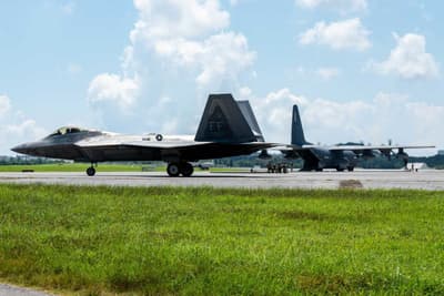 İndo-Pasifik'te F-22 Raptor'ların Operasyonel Etkisini Artırmak İçin İleri Yakıt İkmali Test Edildi