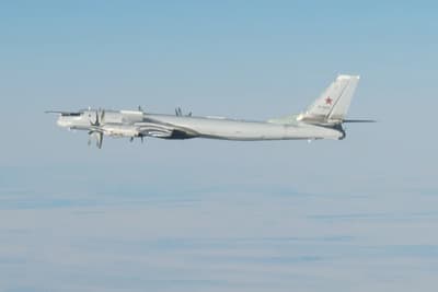 Rusya'nın Amur bölgesinde Tu-95MS bombardıman uçağı kalkışta düştü