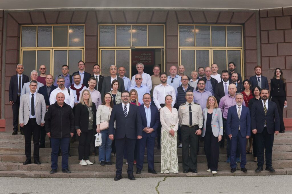 NATO Üyesi 19 Ülkenin Temsilcilerinden Oluşan Heyet Makine ve Kimya Endüstrisini Ziyaret Etti