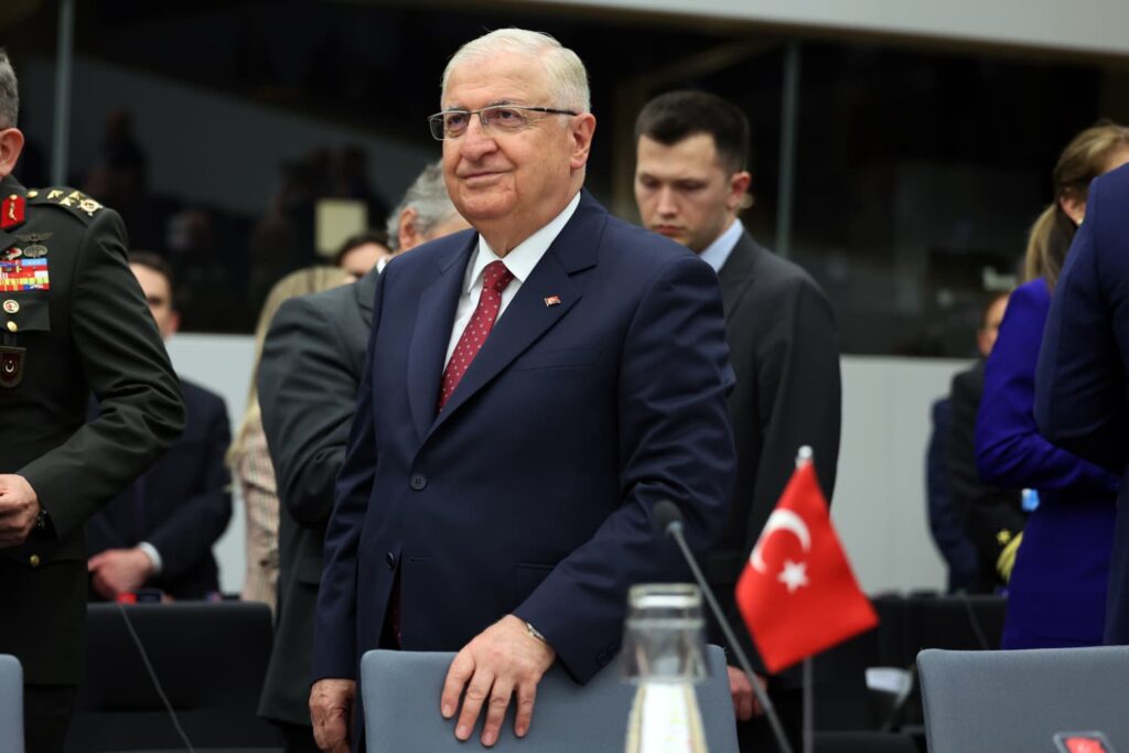 Millî Savunma Bakanı Yaşar Güler Ankara Zirvesi Öncesinde Brüksel’de Yapılan NATO Savunma Bakanları Toplantısı’nda Önemli Görüşmeler yaptı