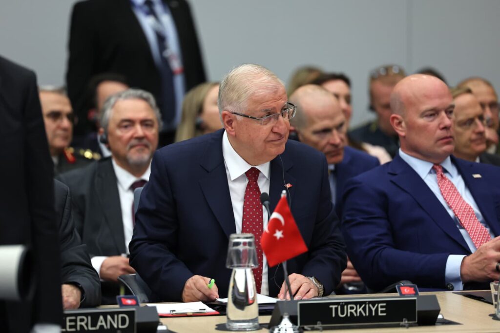 Millî Savunma Bakanı Yaşar Güler Ankara Zirvesi Öncesinde Brüksel’de Yapılan NATO Savunma Bakanları Toplantısı’nda Önemli Görüşmeler yaptı
