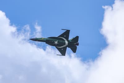 Somali'nin Pakistan'dan JF-17 Thunder tedarik ettiği öne sürüldü