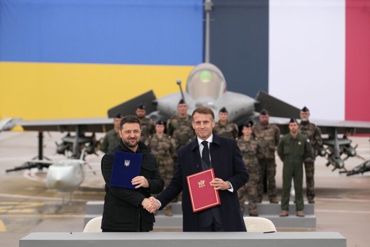 Ukrayna’dan Rafale savaş uçağı hamlesi
