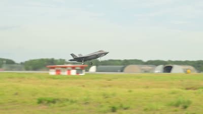 Finlandiya'nın ilk F-35A'ları hizmete geçiş sürecinde