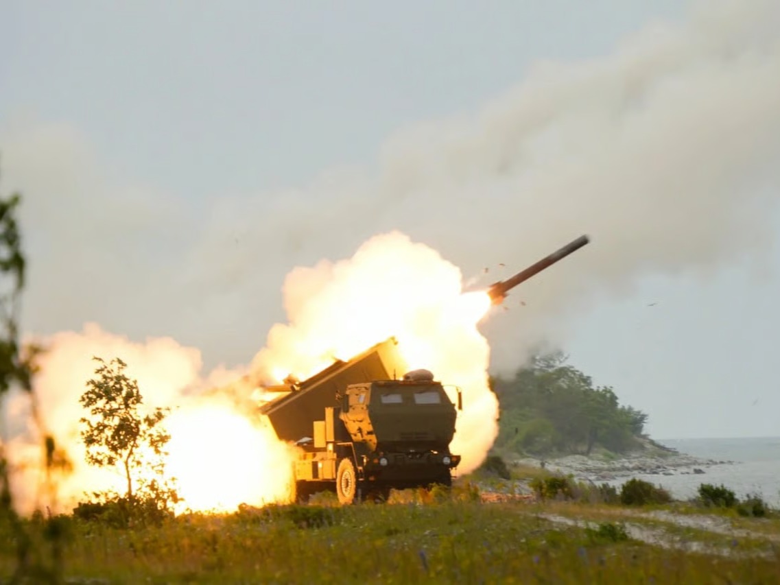 ABD'den Singapur'un HIMARS filosuna modernizasyon onayı